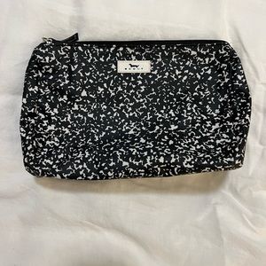 Scout Toiletry Bag